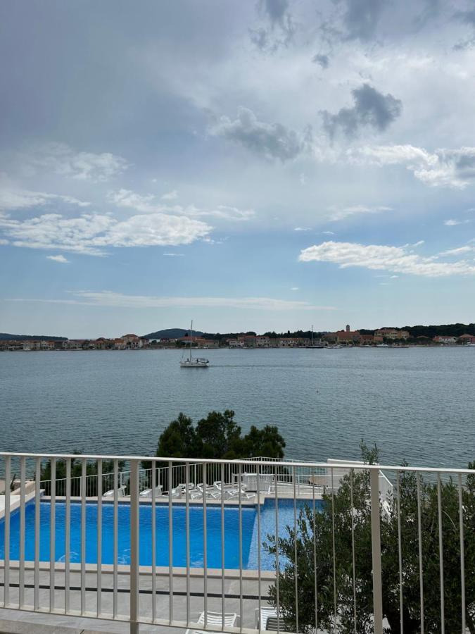 Apartments Juric Brodarica  Exterior foto